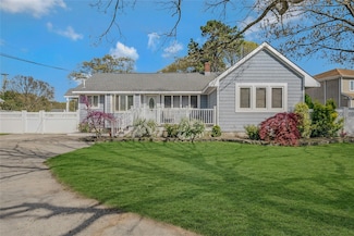 203 N Coleman Rd, Centereach, NY 11720