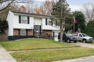 8506 Bost Ln, Louisville, KY 40219