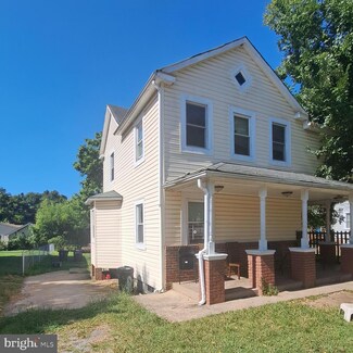5935 Addison Rd, Capitol Heights, MD 20743