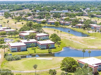 66 Woodland Dr Unit 203, Vero Beach, FL 32962