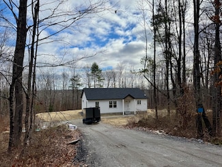 33 Lawson Ridge Ln, Richmond, ME 04357