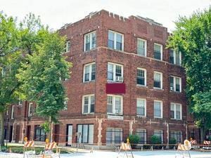 2550 N Sawyer Ave Unit G, Chicago, IL 60647