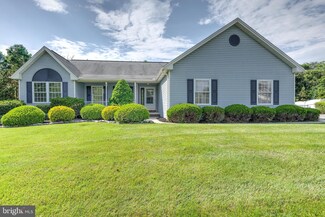 6110 Mayfair Dr, Harrisburg, PA 17112