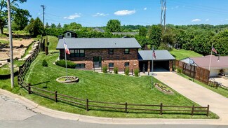 651 Kennedy Ct, Dubuque, IA 52001
