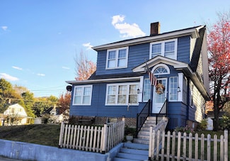 25 Laurel St, Berlin, NH 03570