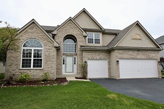 718 N Overlook Trail, Round Lake, IL 60073