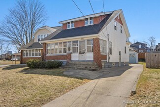 1042 Walker Ave NW, Grand Rapids, MI 49504