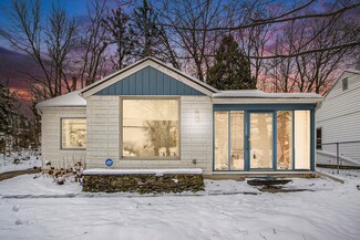 1120 Palmer Ave, Kalamazoo, MI 49001