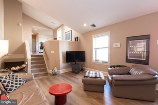 1611 Green St Unit 3, Philadelphia, PA 19130
