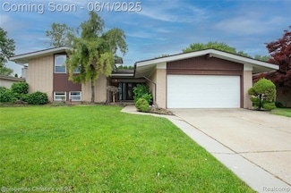 30571 Cedars Dr, Warren, MI 48093