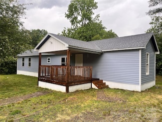 2131 Barnett St, Lancaster, SC 29720