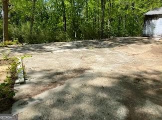405 Oak Hill Dr, Fayetteville, GA 30214