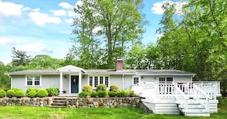 216 Oregon Rd, Ashland, MA 01721