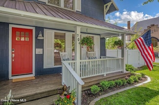 704 E Wallace Ave, Coeur D Alene, ID 83814