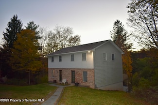 107 Garney St, Dalton, PA 18414