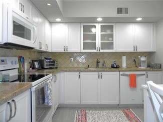 2804 N 46 Unit 327C, Hollywood, FL 33021