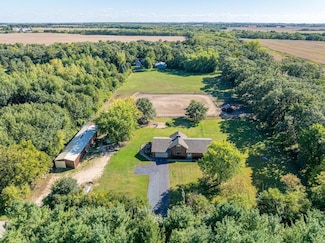 15023 E Mcneal Rd, Monroe Center, IL 61052