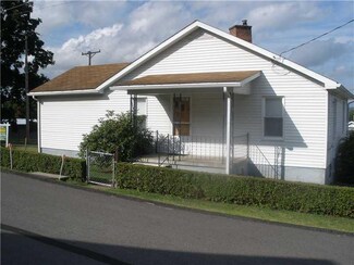 74 Poplar St, Blairsville, PA 15717