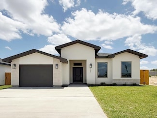 121 Faith Dr, Laredo, TX 78045