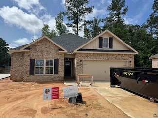 215 Willowbrook Ln, Kathleen, GA 31047
