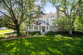 140 Fairmount Ave, Chatham, NJ 07928