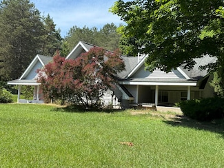 1210 Mountain Rd, East Jordan, MI 49727