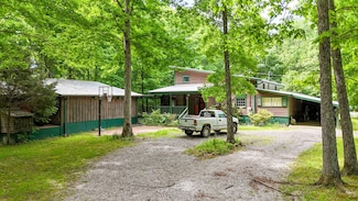 29 Myers Rd, Summertown, TN 38483