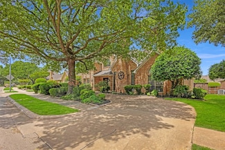 3213 Louis Dr, Plano, TX 75023