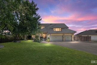 6600 Audene Way, Bakersfield, CA 93308