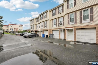 123 E 24th St, Paterson, NJ 07514