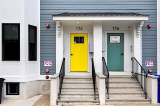 174 W 7th St Unit 2, Boston, MA 02127