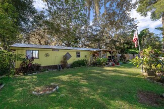 35540 S Shelley Dr, Leesburg, FL 34788