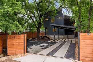 2305 E 17th St Unit B, Austin, TX 78702