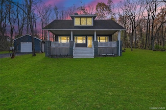 29 Laurel Ln, Huguenot, NY 12746