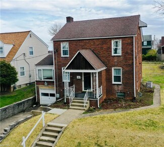 3632 Riverview Dr, Weirton, WV 26062