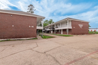 600 Palm St Unit 8, Huntsville, TX 77340