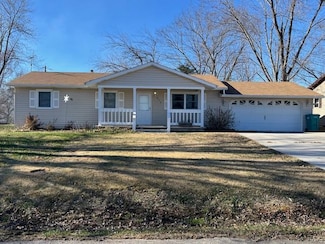 514 Johnson St, Bourbon, MO 65441