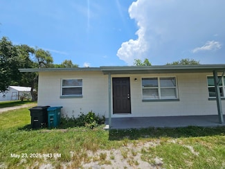 4653 S 25th St, Fort Pierce, FL 34981