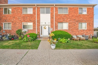 29356 Hoover Rd Unit 209, Warren, MI 48093