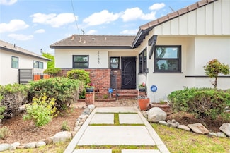 2430 Van Wick St, Inglewood, CA 90303