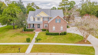 946 Bucyrus Ln, Cantonment, FL 32533