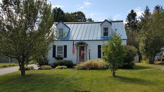 4 Violette Ave, Waterville, ME 04901