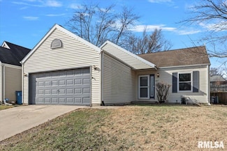 809 Helene St, Springfield, IL 62702
