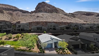 1957 Regal Bluff Dr, Henderson, NV 89012