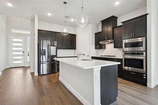 6322 Farndon Dr, Aubrey, TX 76227