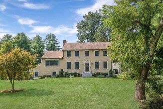 109 Templewood Dr, Duxbury, MA 02332