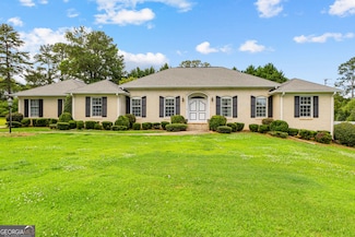 115 Fernway Dr, Fayetteville, GA 30214