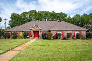 1440 Bermuda St, Conway, AR 72034