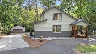 474 Beechwood Dr, Bracey, VA 23919