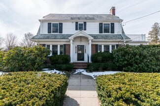 16 Ashton Ave, Newton Center, MA 02459